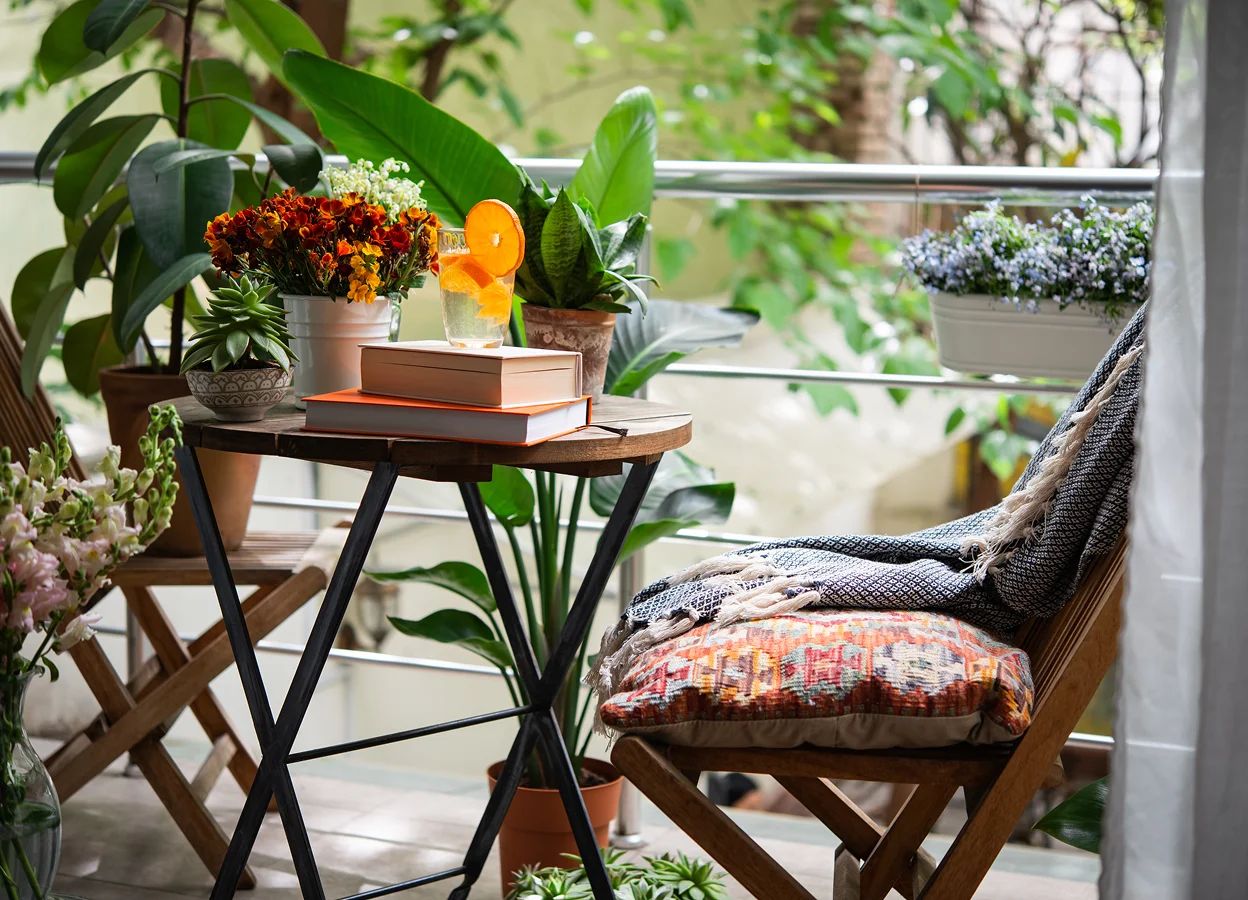 Balcony Blitz